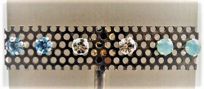 Center Clear Stud Earrings by Mariana