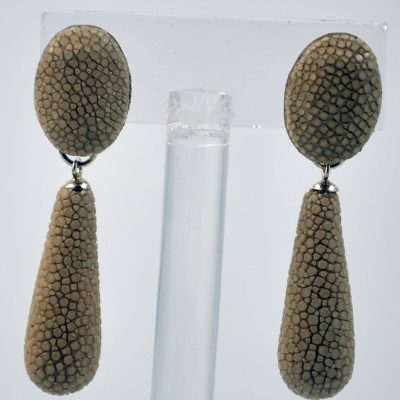Shagreen Drop Earring - Latte