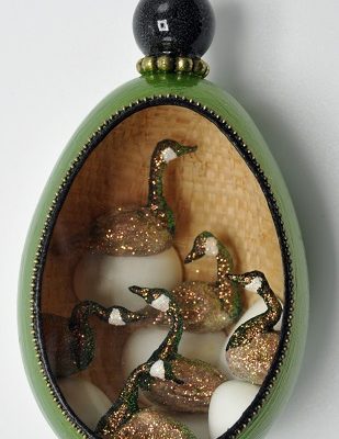 6 Geese A-Layin' Ornament