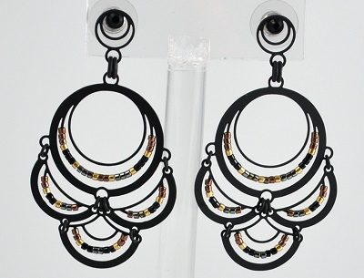 Small Beads in Waves Earrings