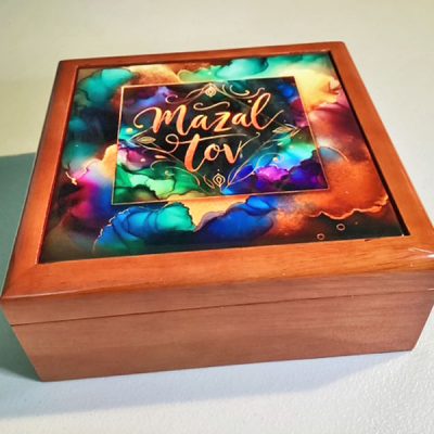 Mazal Tov Celebration Box