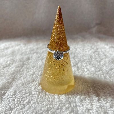 Petite Ring Holder - Cone