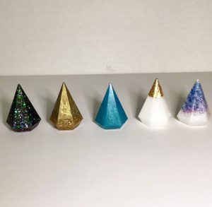Faceted Petite Ring Holder Options